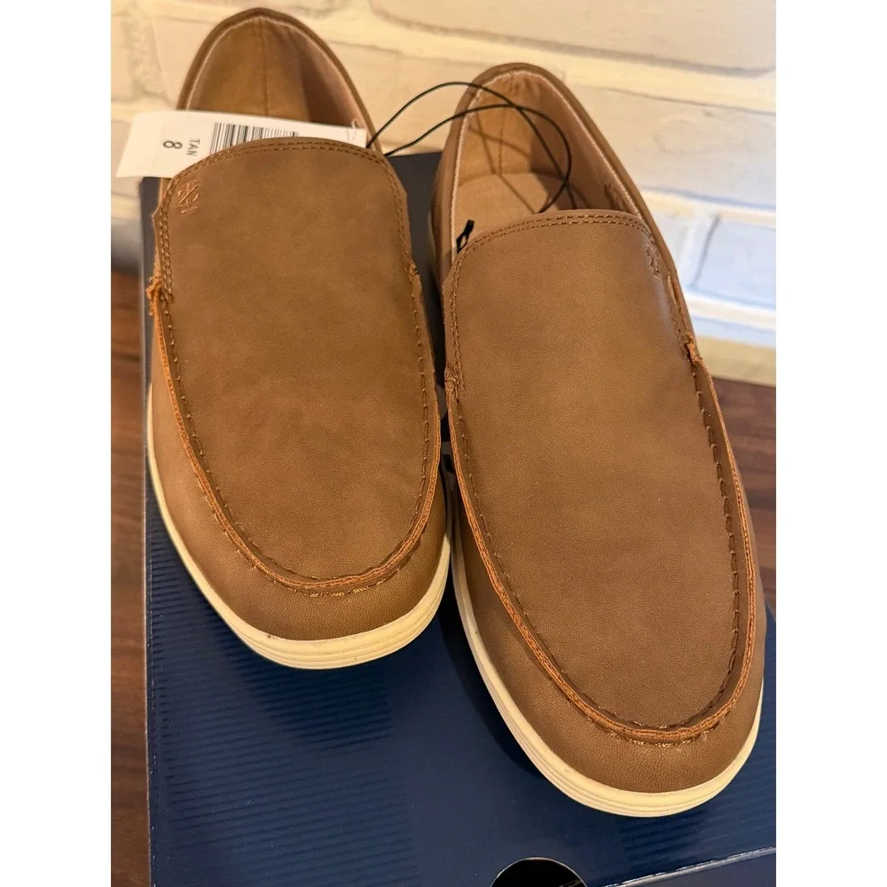 NWT IZOD Seapoint Mens Slip On Loafers Tan Memory Foam‎ Shoes Size 8 Preppy Boat